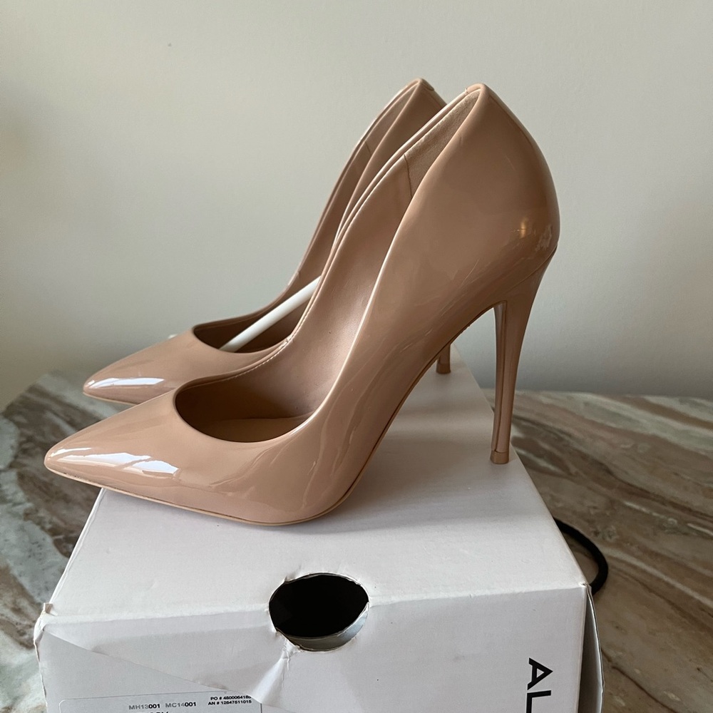 Aldo Tessy Nude Patent Pumps | Size 6